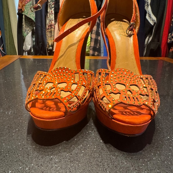 Schutz Sandalia Salto Alto Lollipop with Studded Skulls - Picture 3 of 7